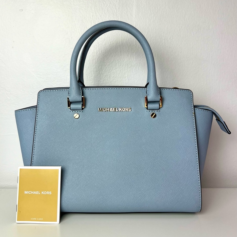♥️ Michael Kors blue satchel ♥️
